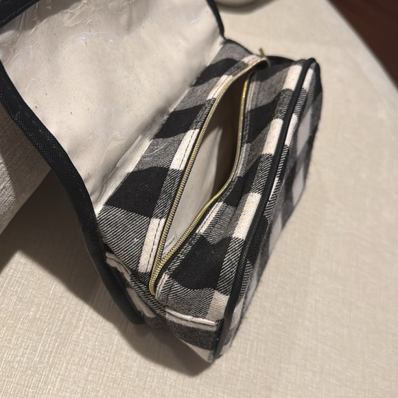 Hanging Travel Makeup and Toiletry Bag in Black and White Checkered Print - Picture 4 of 5